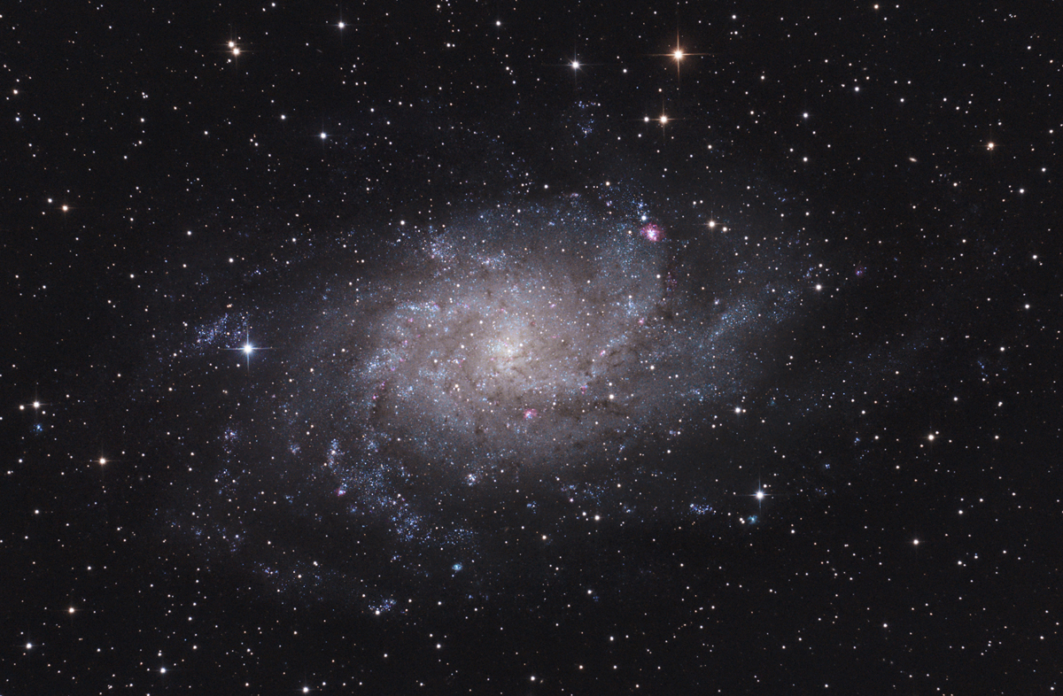 M33 la galaxie du triangle, dans la constellation du Triangle.